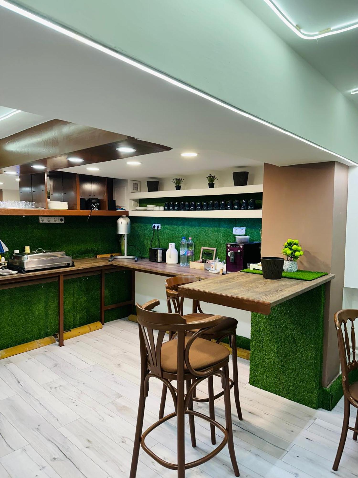 Centrum Panzio เดเบรตเซน ภายนอก รูปภาพ